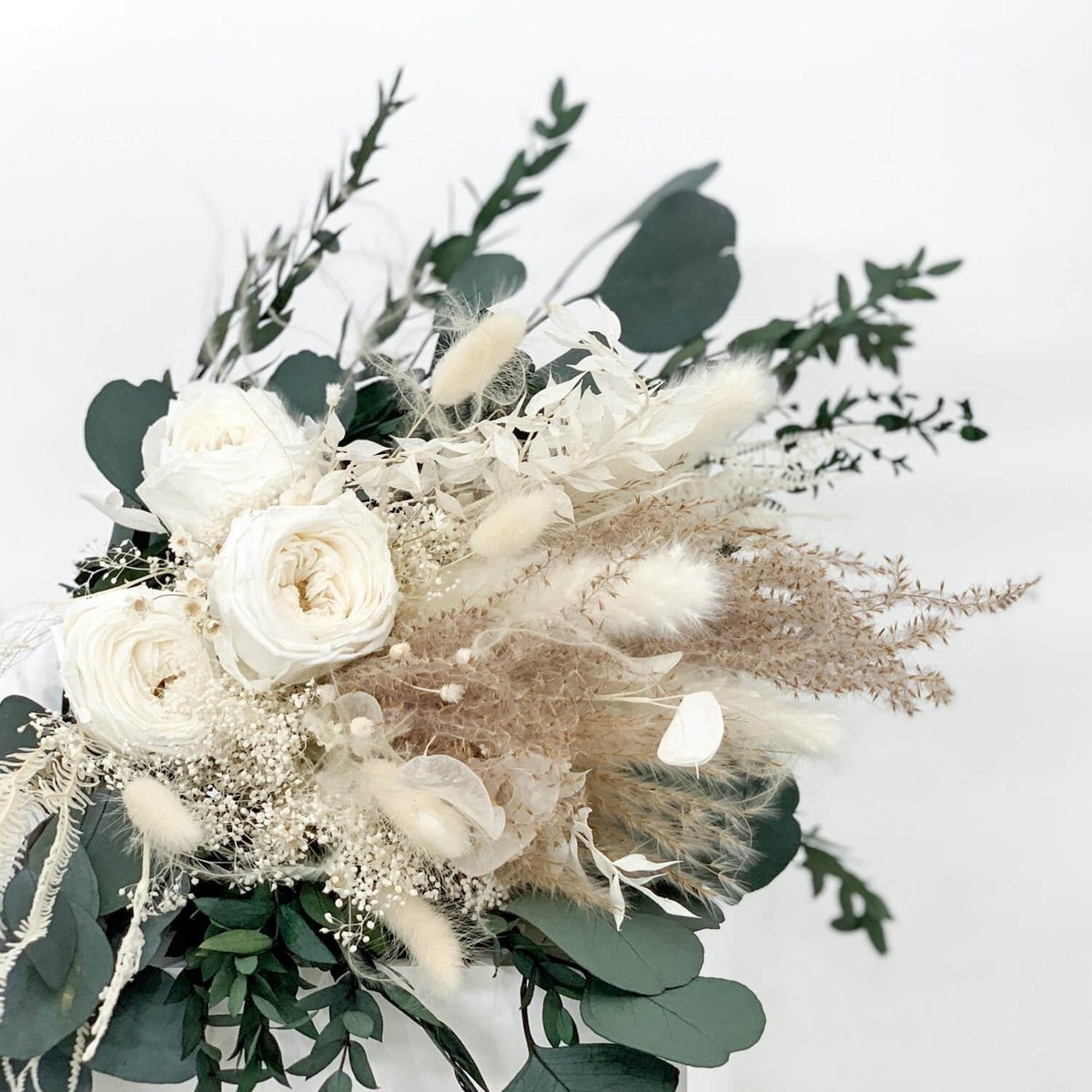 Verwobene Ewigkeit: Der Trockenblumen-Blumenstrauss der Unsterblichkeit in Rose