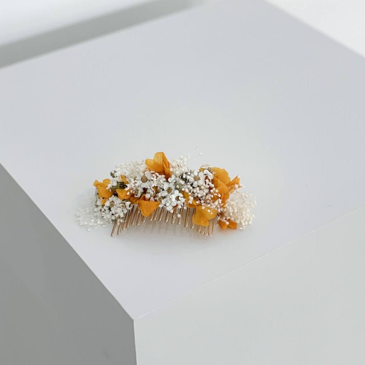 Haarkamm Trockenblumen orange oder apricot
