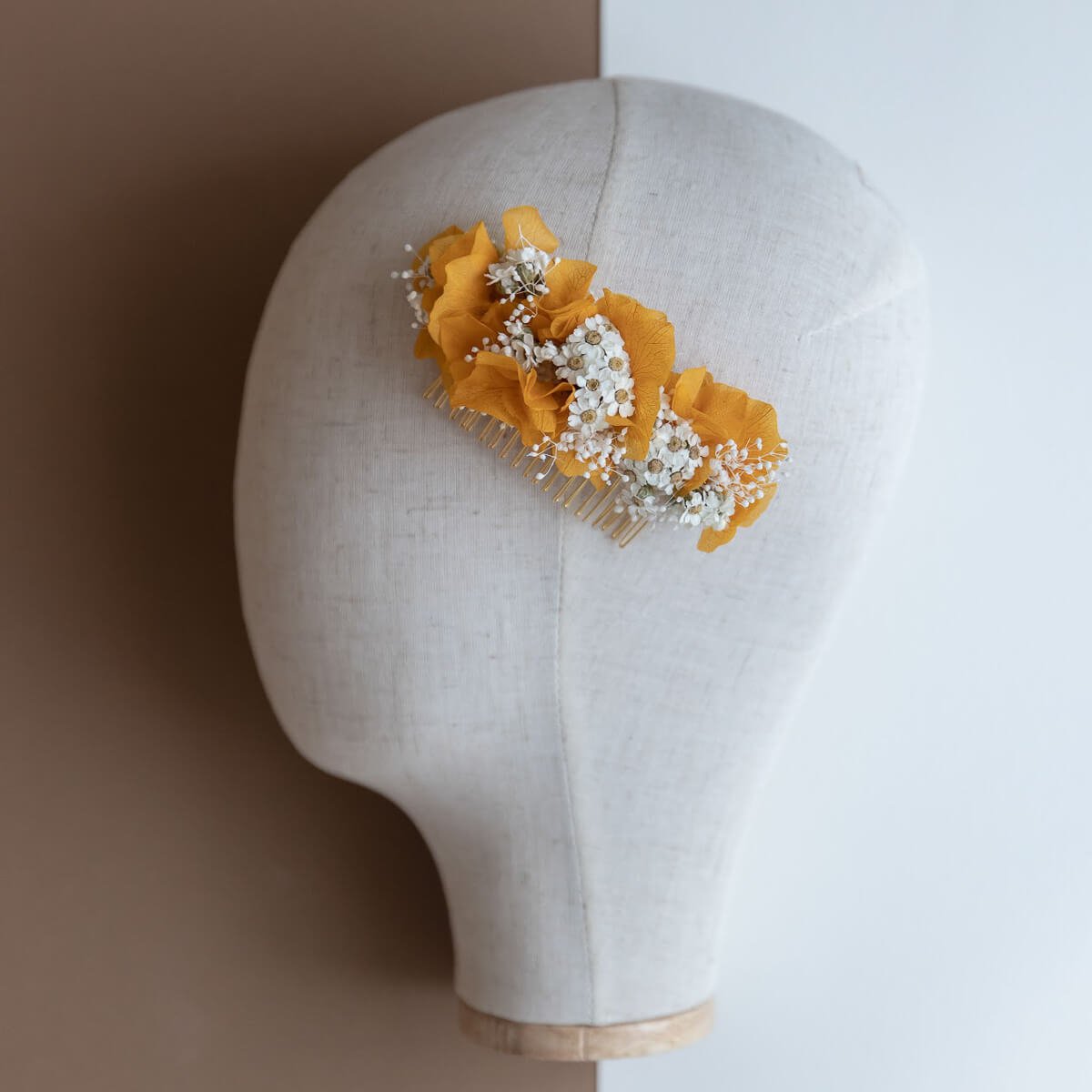Haarkamm Trockenblumen orange oder apricot